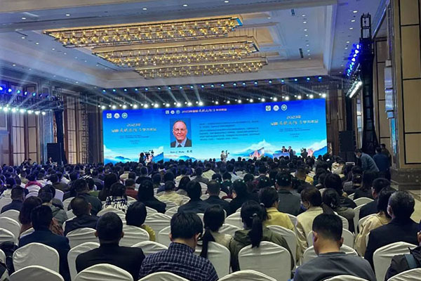 知原药业亮相2023年度皮肤病防治学术年会